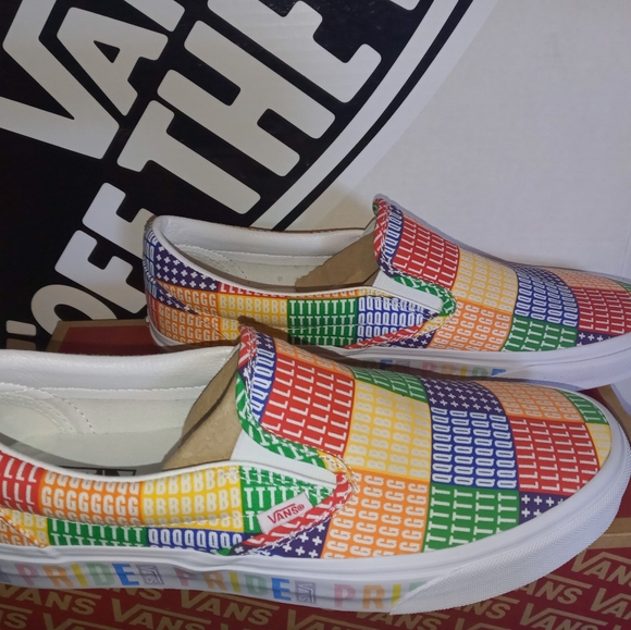 Vans Classic Slip On Pride Multiple Sizes - Picture 8 of 11